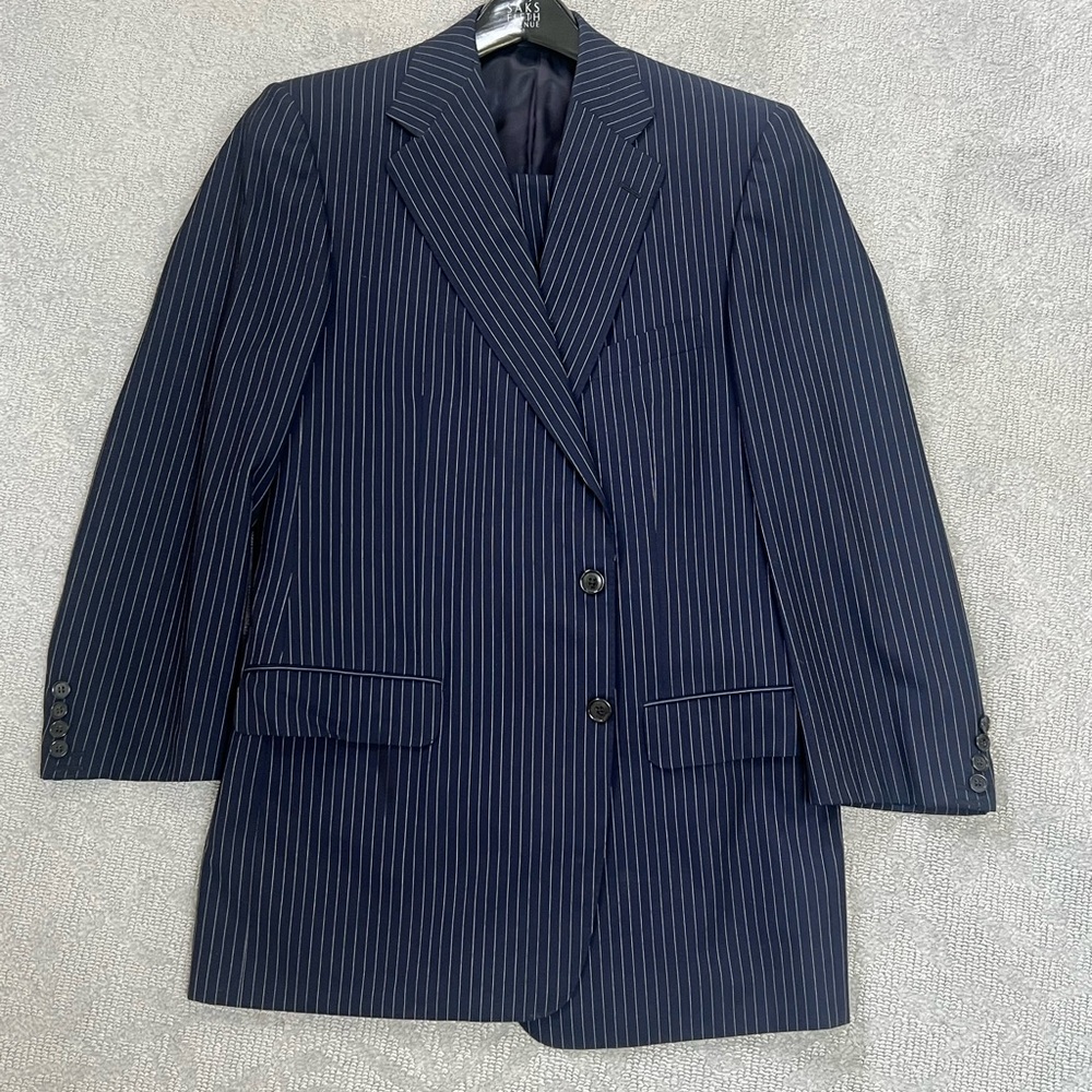 Luxury Erm.  Zegna suit , pin stripe, cuffs, Made in Italy,  PERFECT  , size 46 - Picture 2 of 10